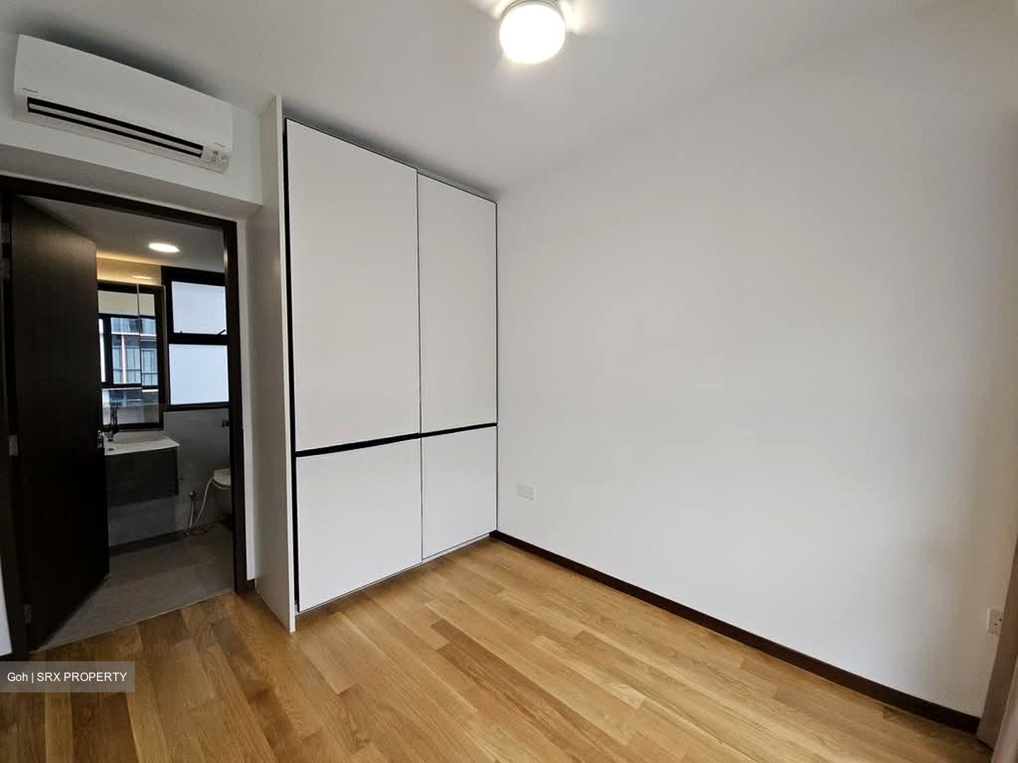Royalgreen (D10), Condominium #581758701